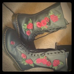 Doc martens vonda shoes